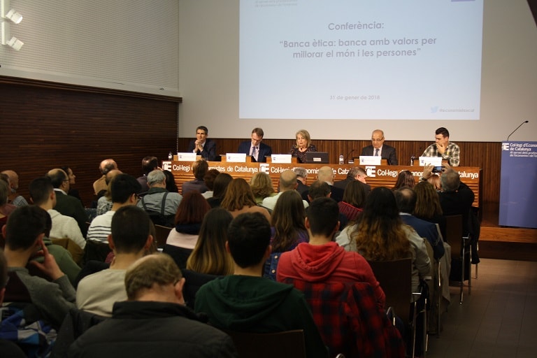Foto de la conferencia